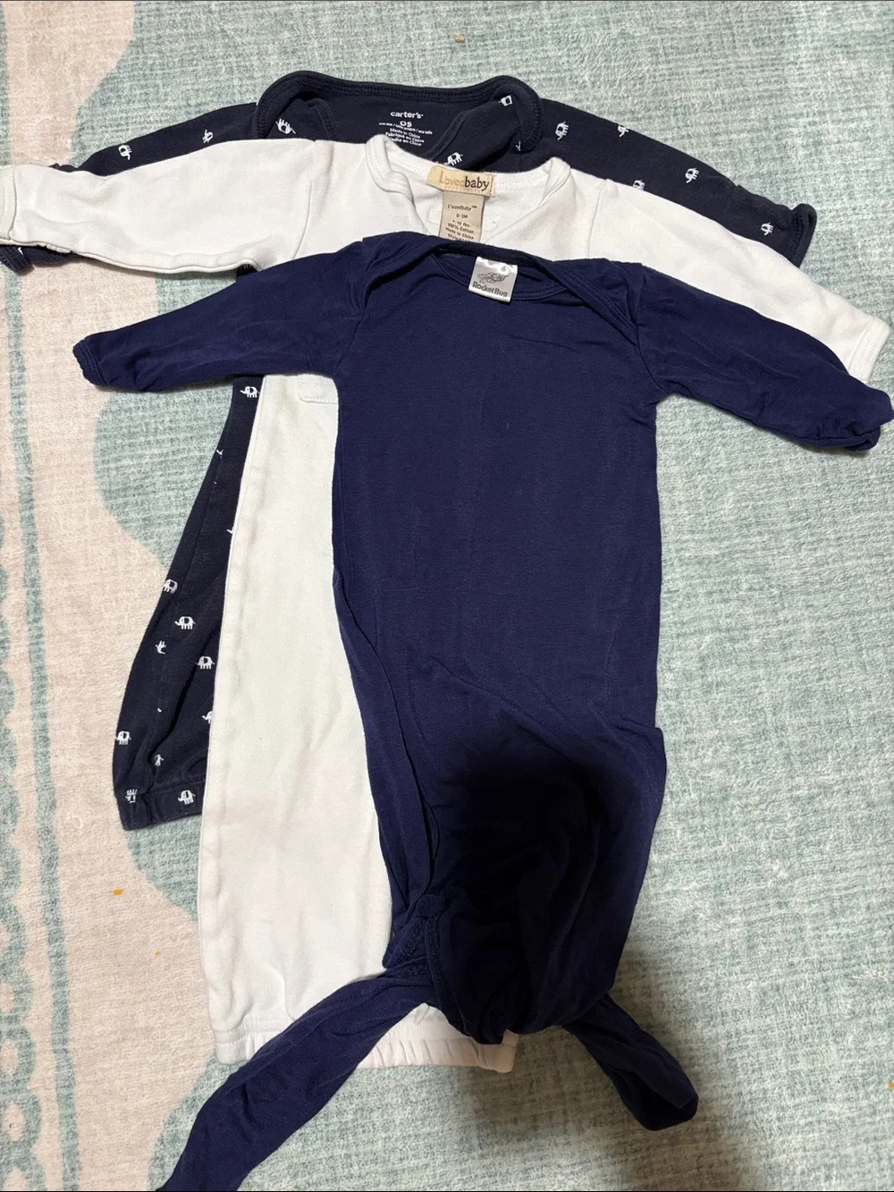 Set of 3 gowns, 0-3 mo
